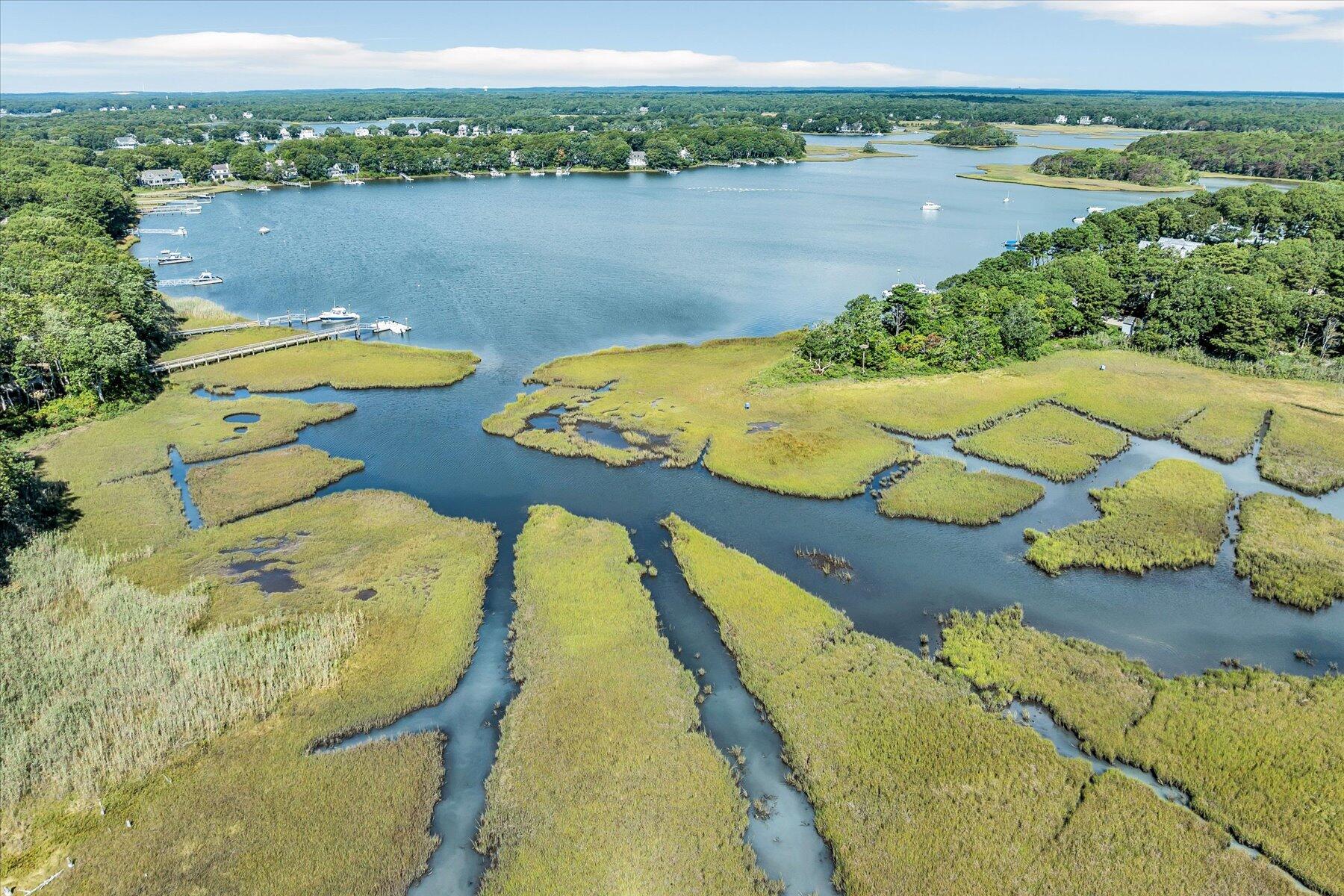5 Tide Run Mashpee MA 02649
