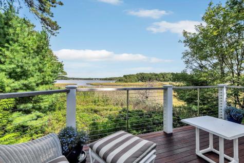 5 Tide Run Mashpee MA 02649