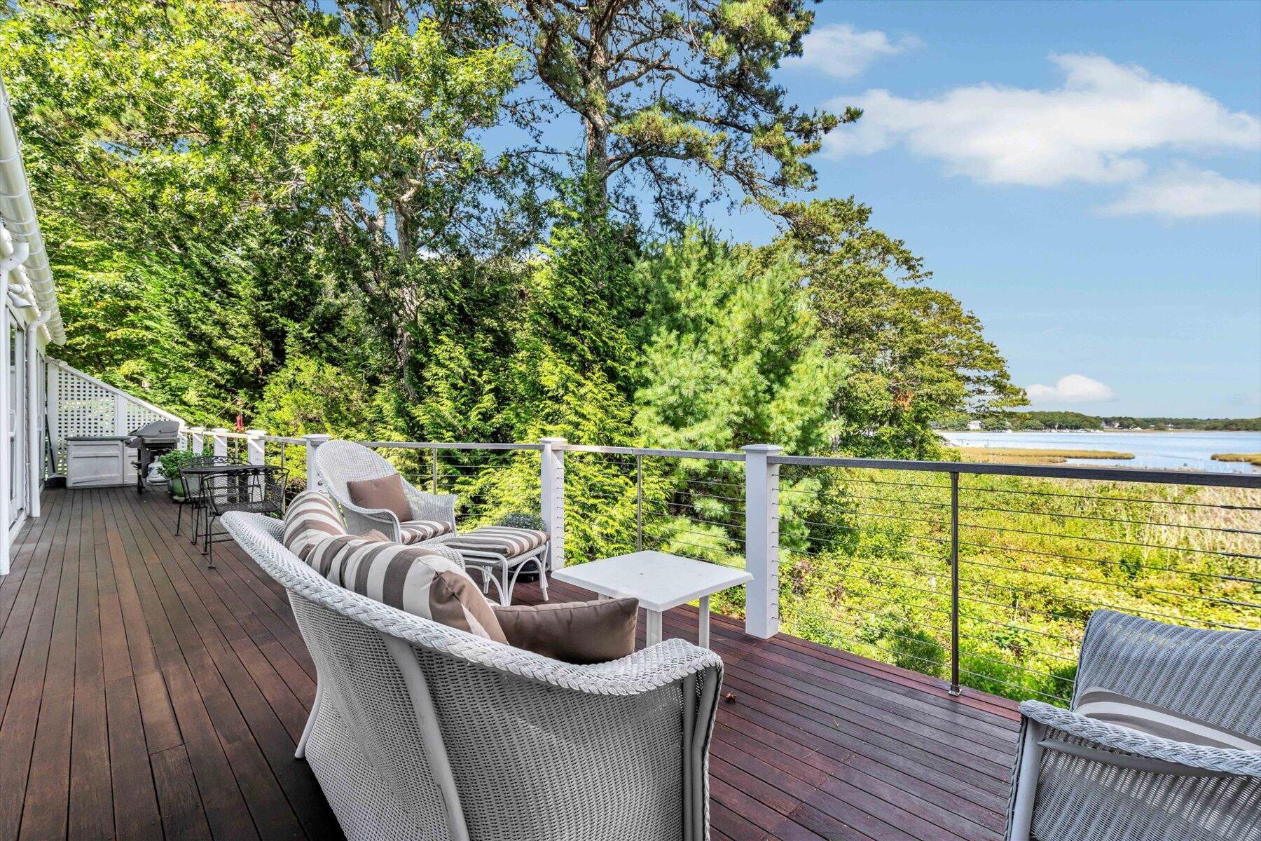 5 Tide Run Mashpee MA 02649