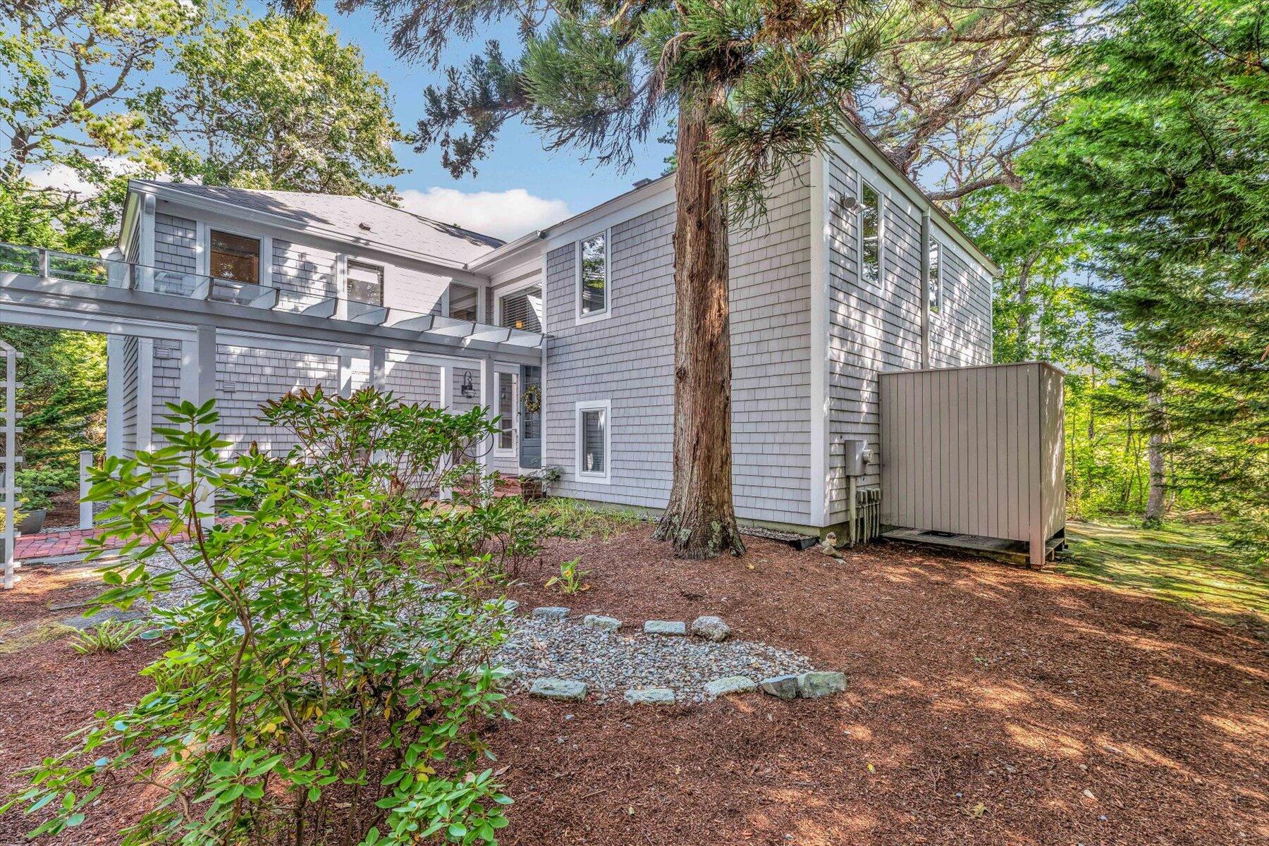 5 Tide Run Mashpee MA 02649