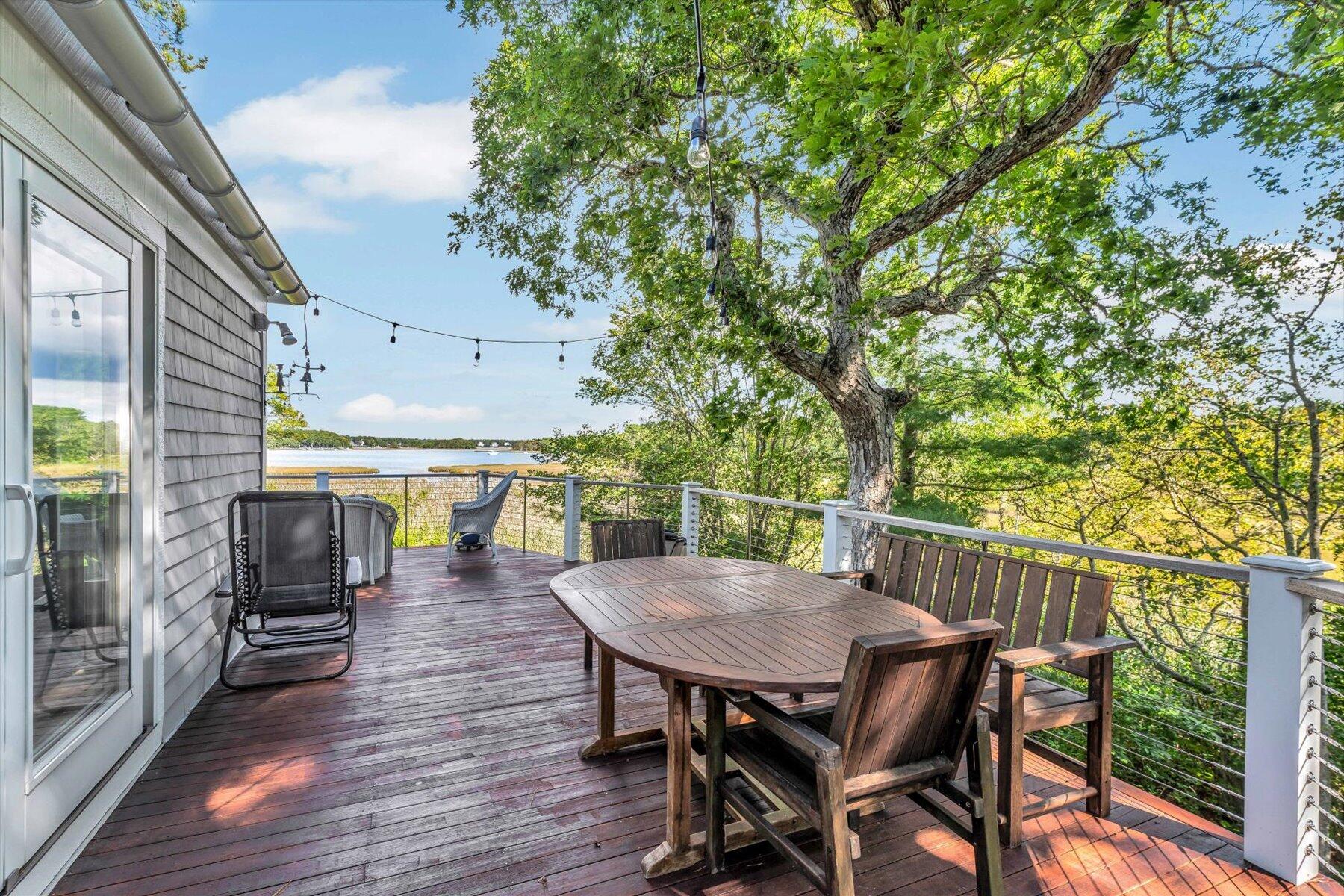 5 Tide Run Mashpee MA 02649