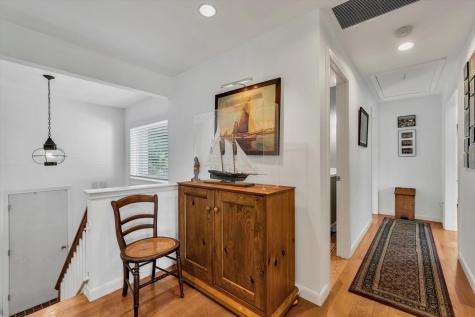 5 Tide Run Mashpee MA 02649