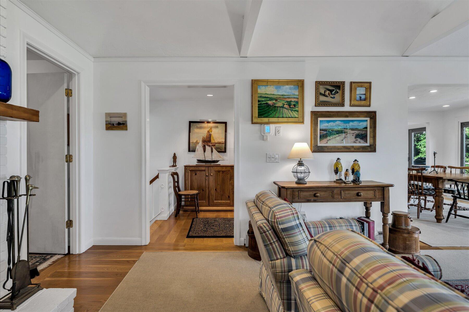 5 Tide Run Mashpee MA 02649