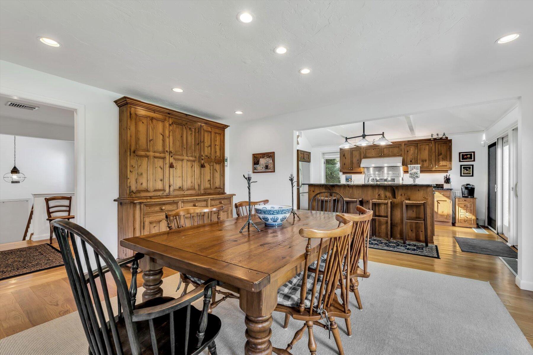 5 Tide Run Mashpee MA 02649