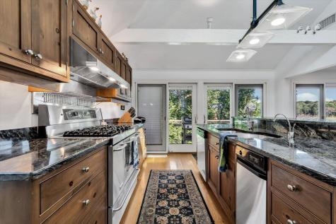 5 Tide Run Mashpee MA 02649