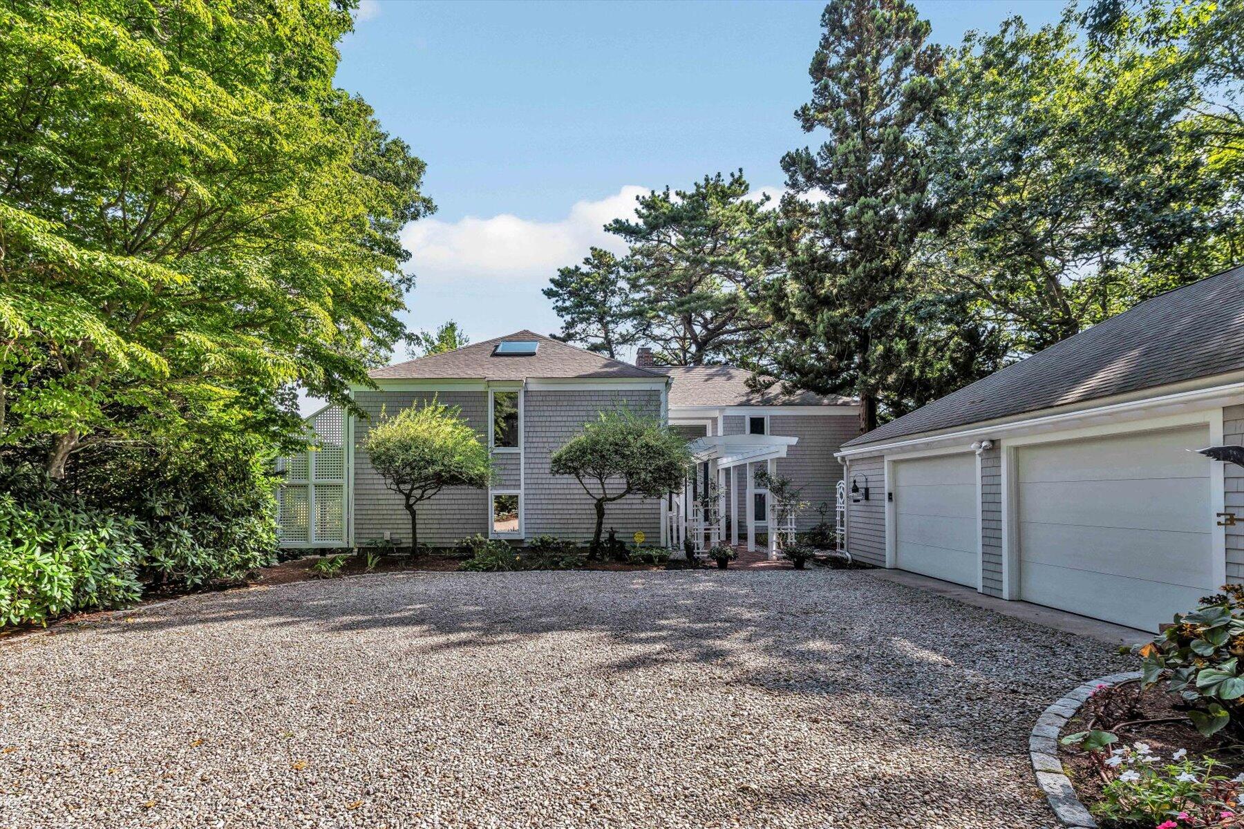 5 Tide Run Mashpee MA 02649