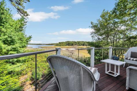 5 Tide Run Mashpee MA 02649