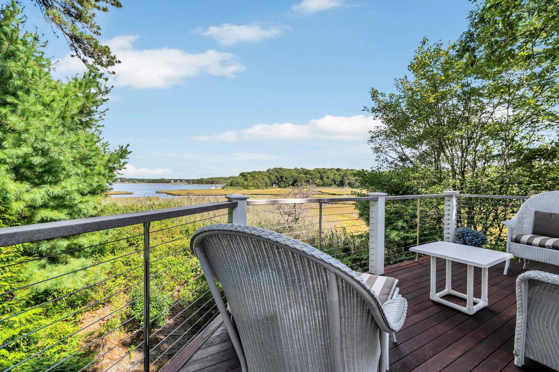 5 Tide Run Mashpee MA 02649