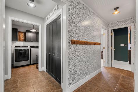 43 Jarves Street Sandwich MA 02563