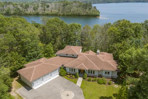 79 Pickerel Cove Circle Mashpee MA 02649
