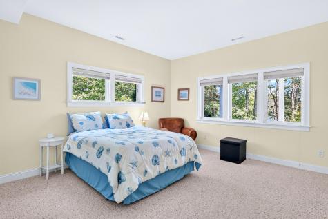 79 Pickerel Cove Circle Mashpee MA 02649