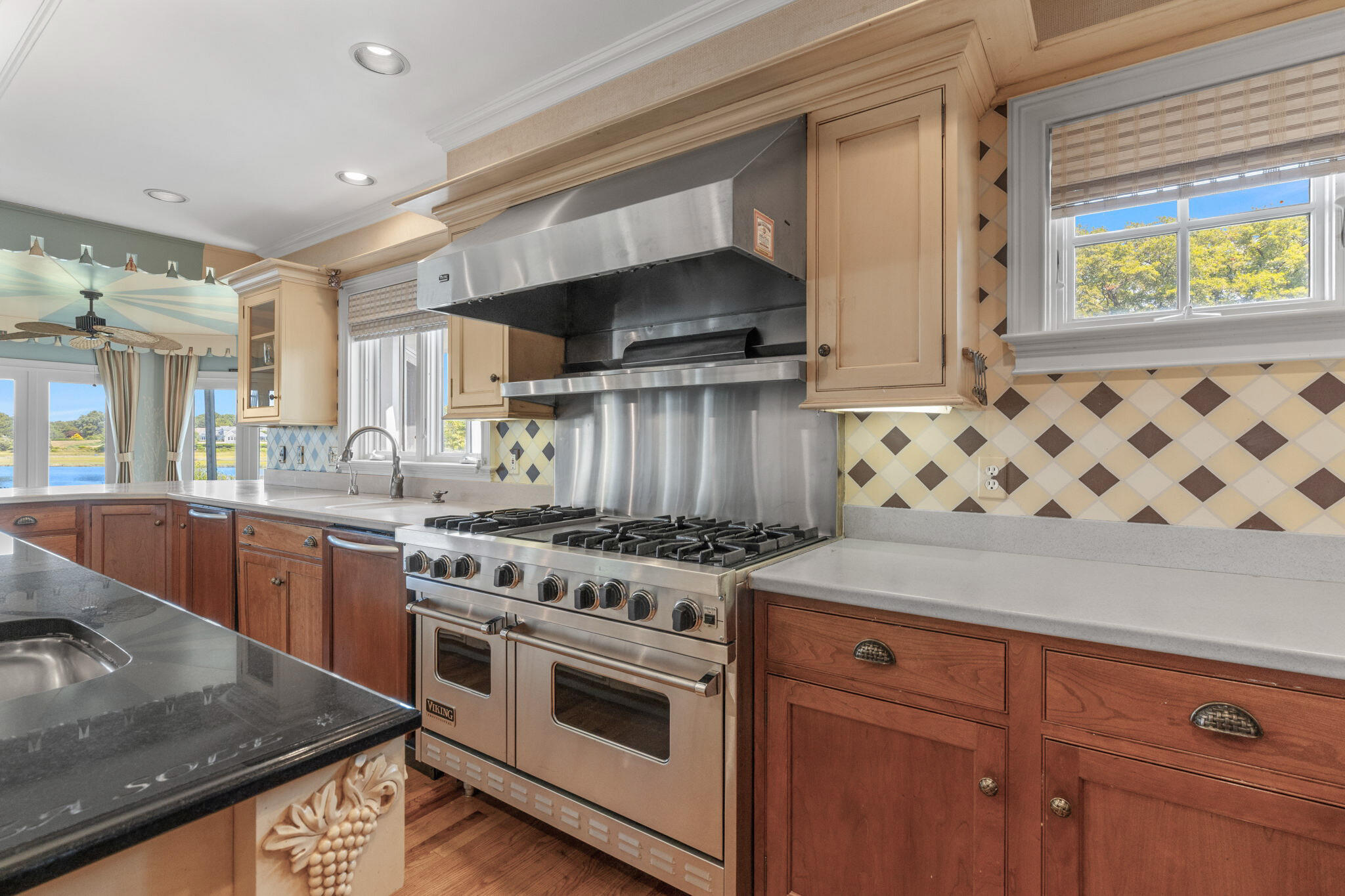 4390 Main Street Cummaquid MA 02637