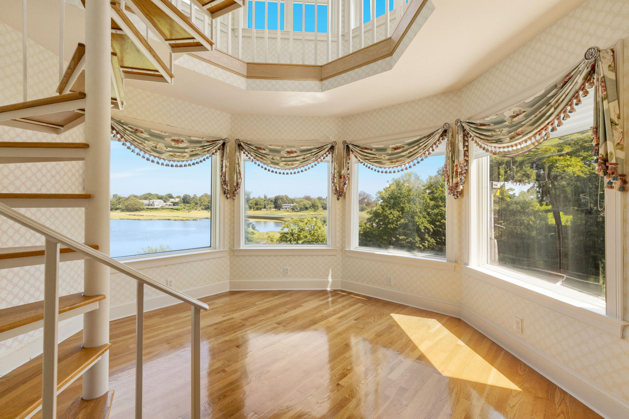 4390 Main Street Barnstable MA 02637