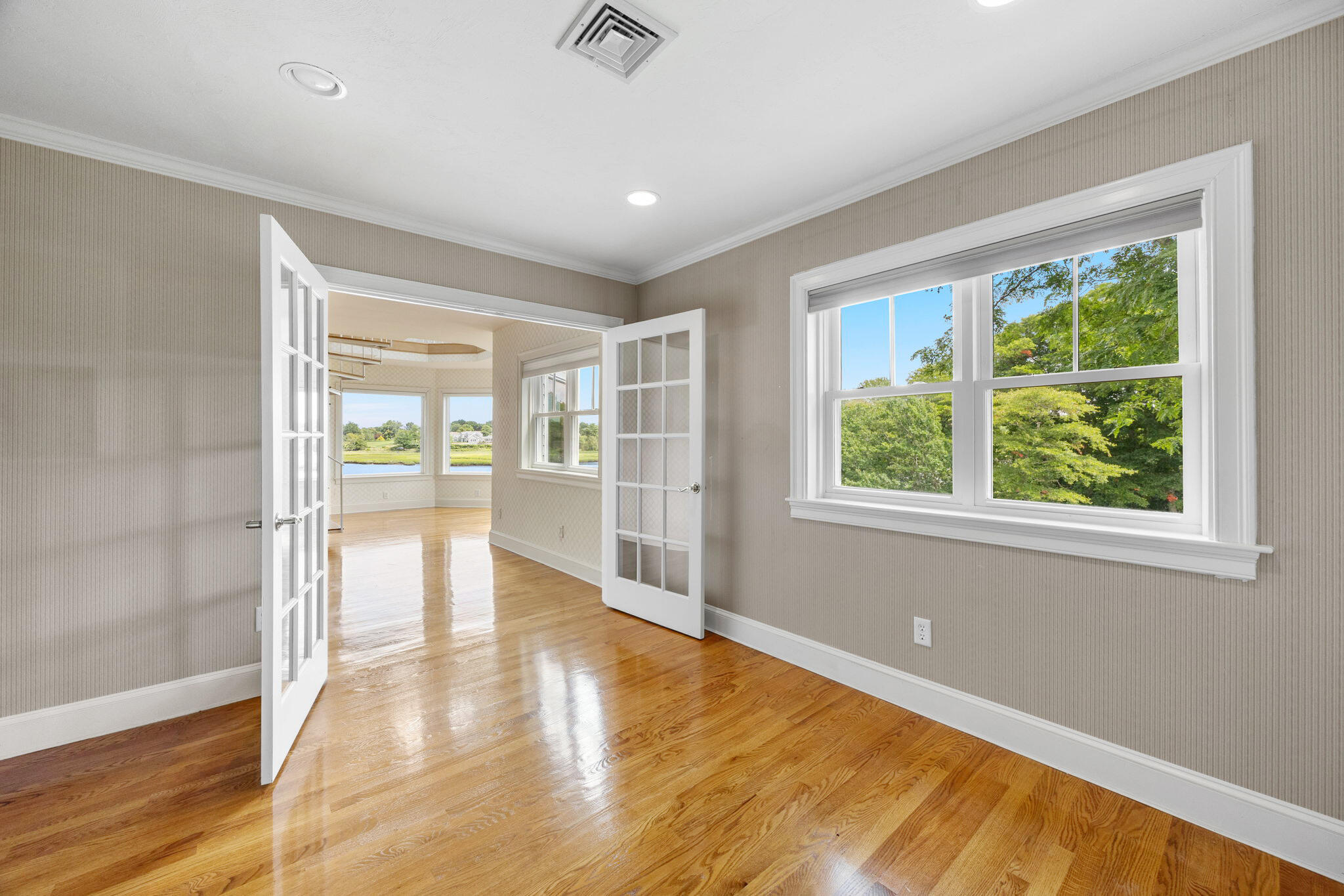 4390 Main Street Cummaquid MA 02637
