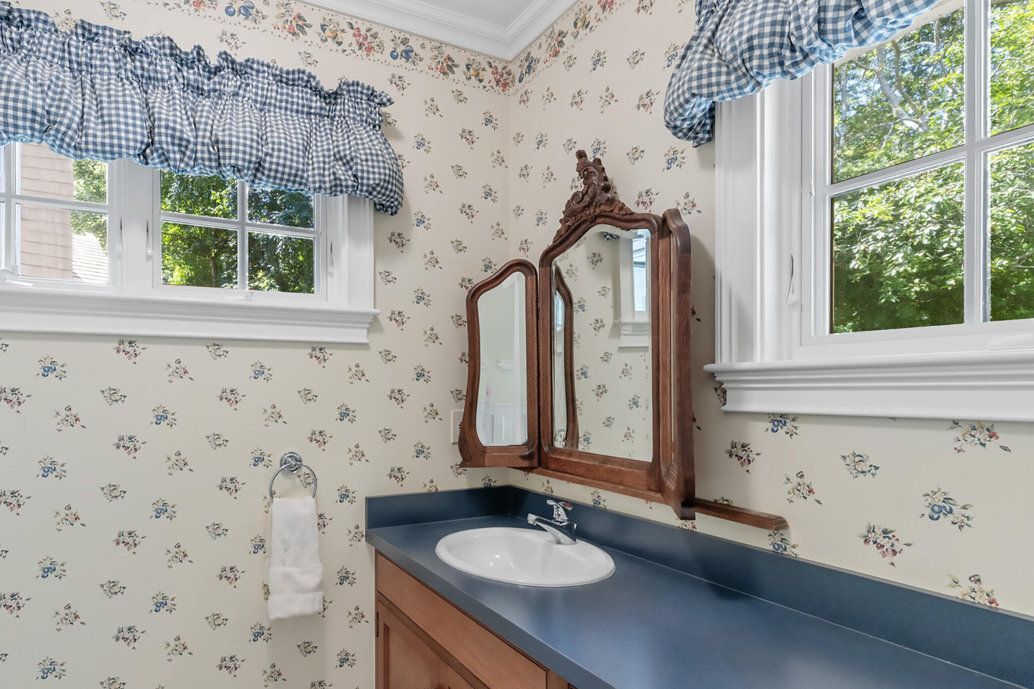 4390 Main Street Barnstable MA 02637