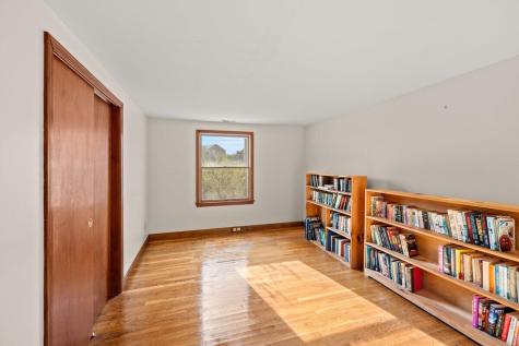 8 Babcock Lane Dennis MA 02670