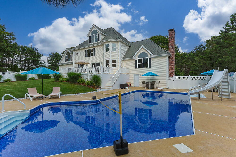 29 Weatherdeck Drive Bourne MA 02532