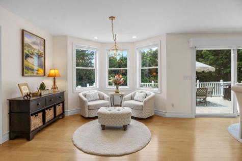 29 Weatherdeck Drive Bourne MA 02532