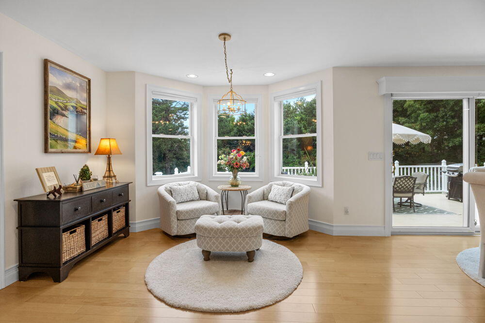 29 Weatherdeck Drive Bourne MA 02532