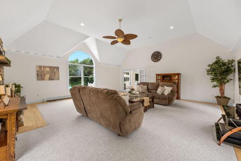 29 Weatherdeck Drive Bourne MA 02532