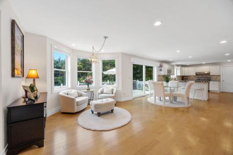 29 Weatherdeck Drive Bourne MA 02532