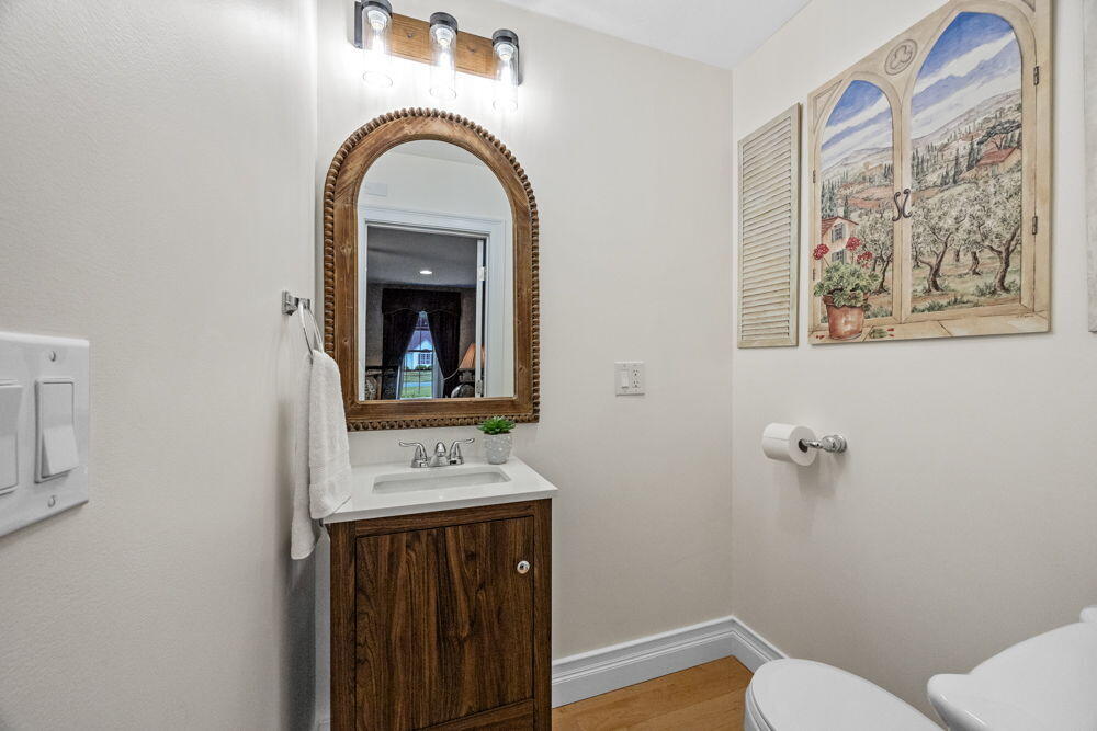 29 Weatherdeck Drive Bourne MA 02532