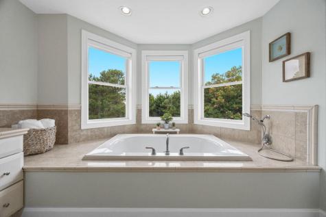 29 Weatherdeck Drive Bourne MA 02532