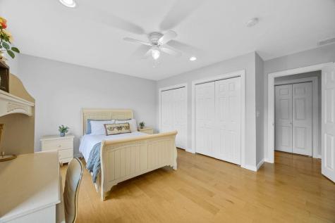 29 Weatherdeck Drive Bourne MA 02532