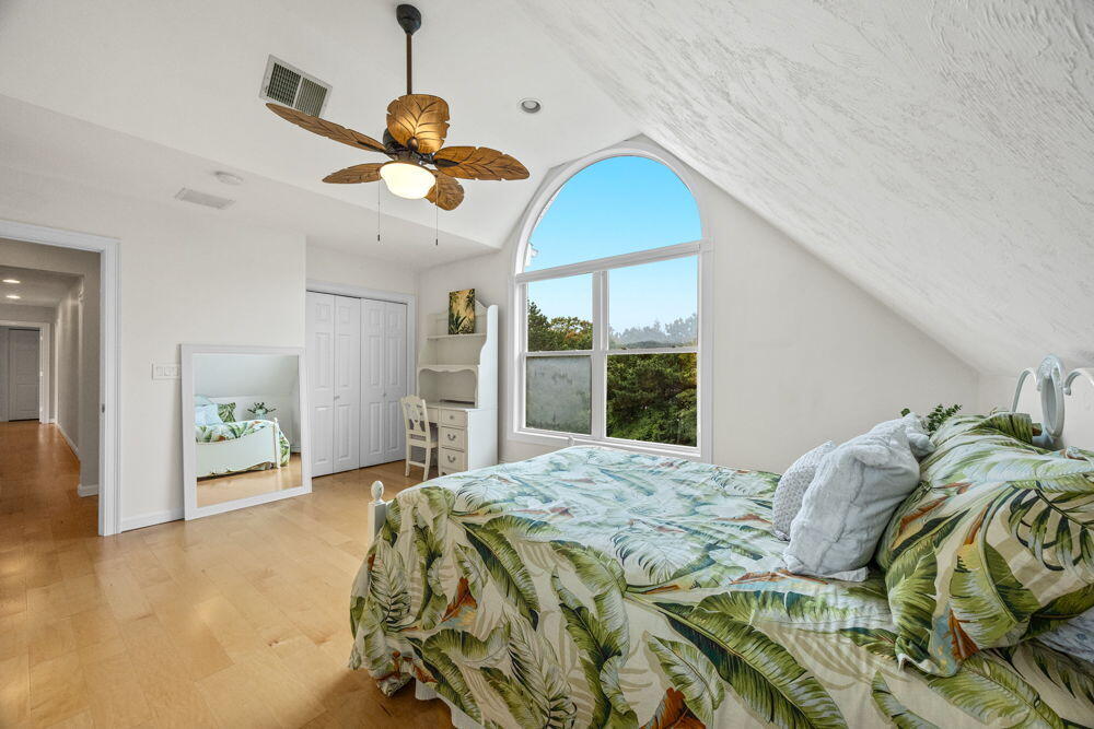 29 Weatherdeck Drive Bourne MA 02532