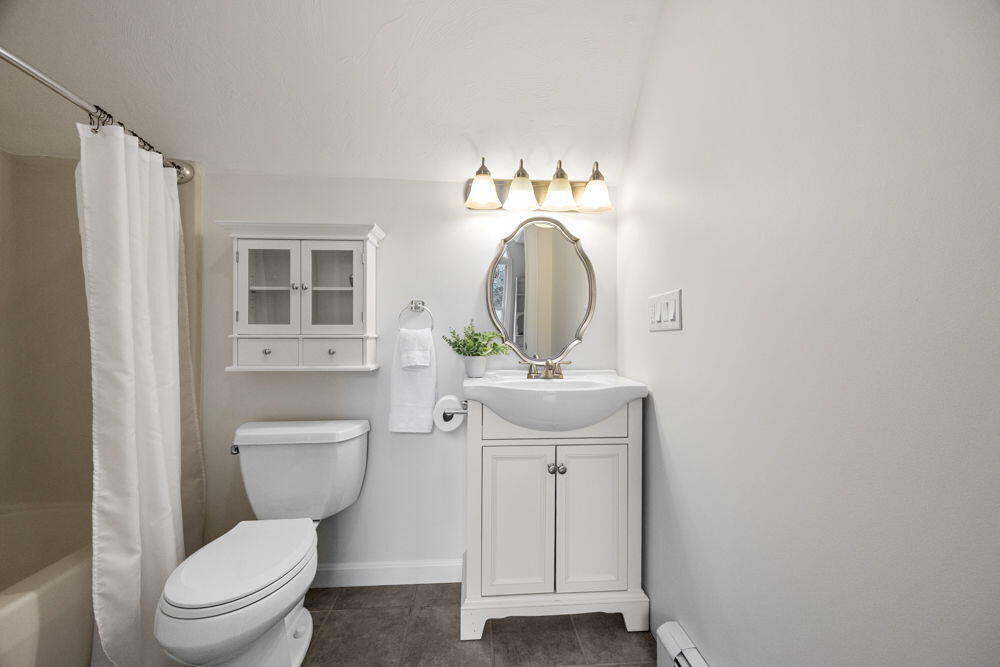 29 Weatherdeck Drive Bourne MA 02532