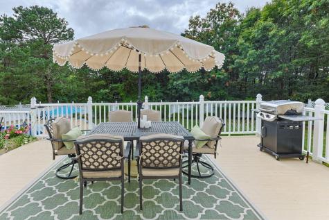 29 Weatherdeck Drive Bourne MA 02532