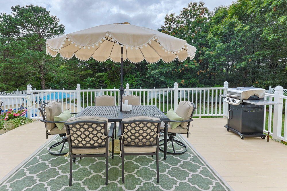 29 Weatherdeck Drive Bourne MA 02532