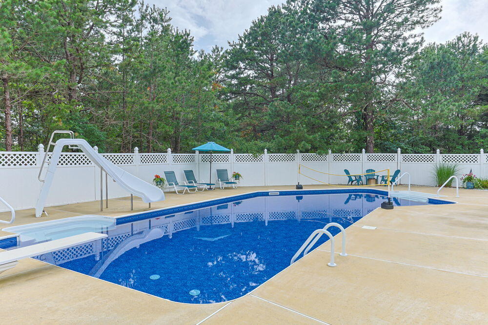 29 Weatherdeck Drive Bourne MA 02532