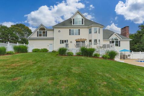 29 Weatherdeck Drive Bourne MA 02532