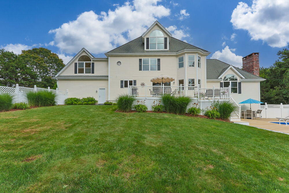 29 Weatherdeck Drive Bourne MA 02532