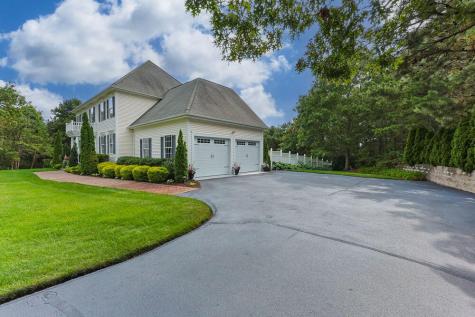 29 Weatherdeck Drive Bourne MA 02532