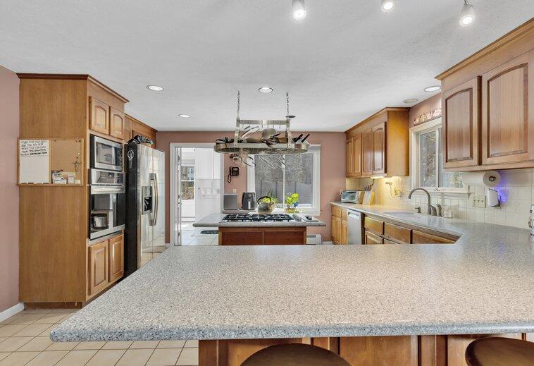 1 Lighthouse Lane Forestdale MA 02644