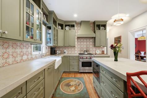 10 Woodhaven Drive Edgartown MA 02539