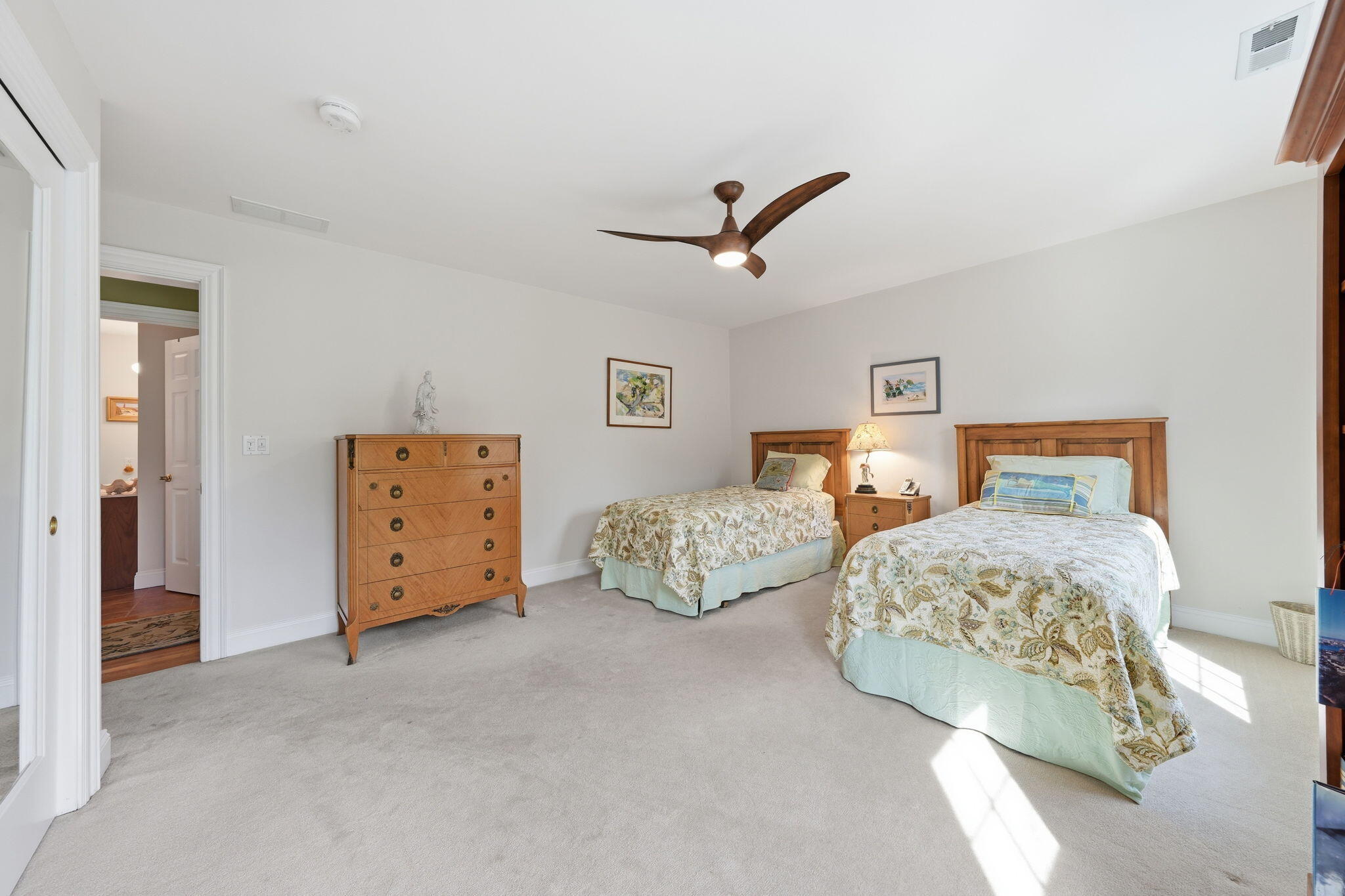 10 Woodhaven Drive Edgartown MA 02539