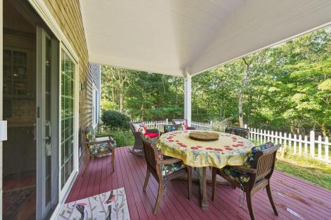 10 Woodhaven Drive Edgartown MA 02539
