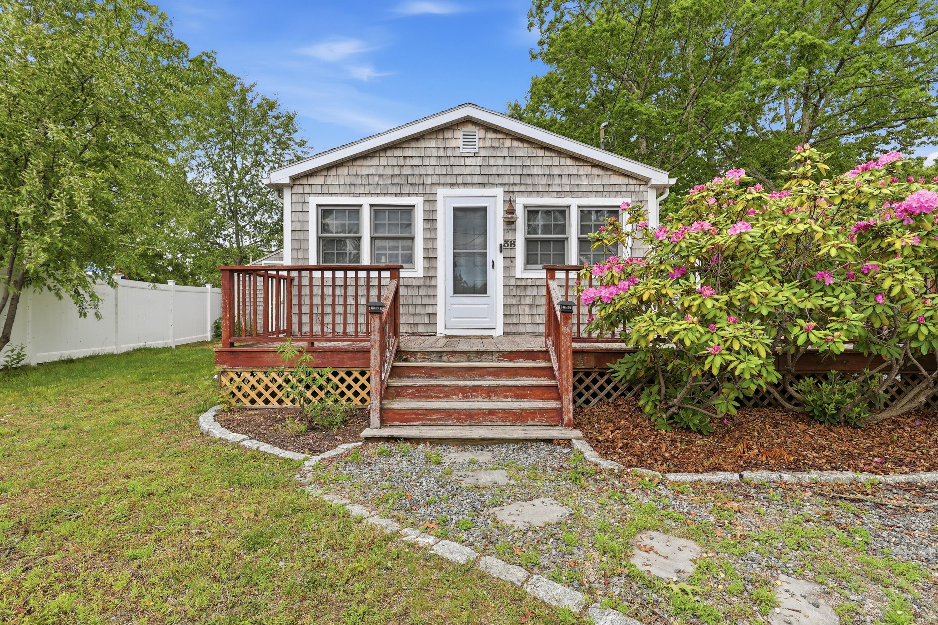 38 Agawam Lake Shore Drive Wareham MA 02571