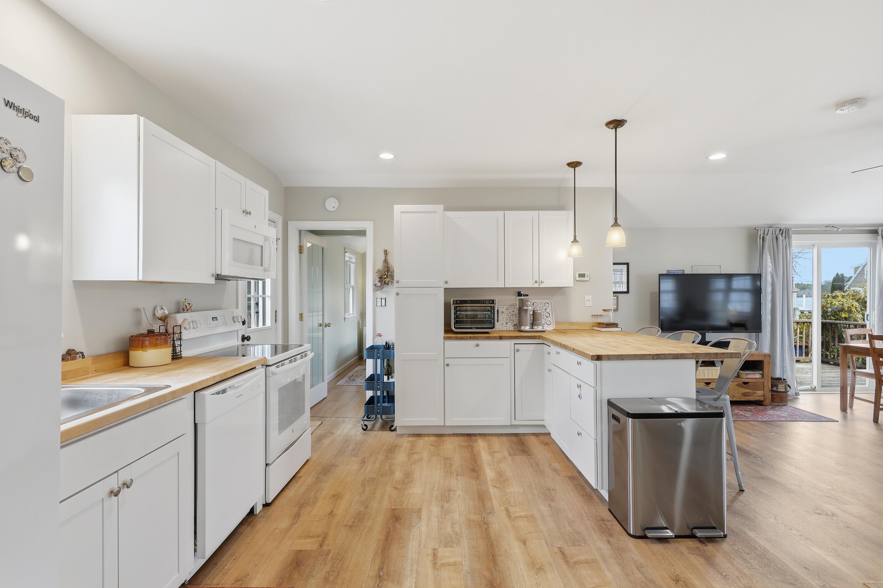 38 Agawam Lake Shore Drive Wareham MA 02571