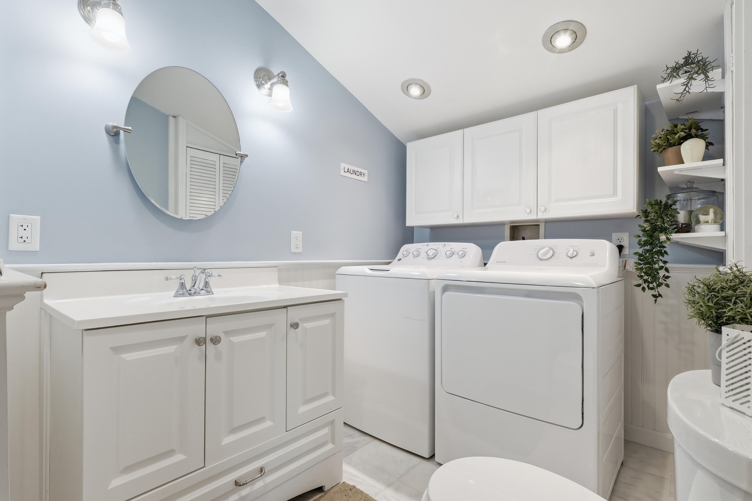 38 Agawam Lake Shore Drive Wareham MA 02571