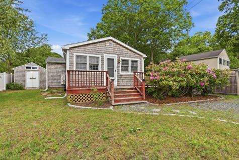 38 Agawam Lake Shore Drive Wareham MA 02571