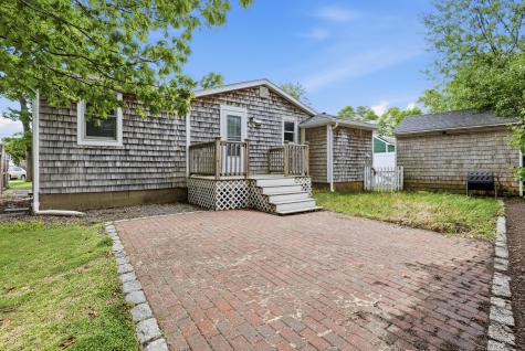 38 Agawam Lake Shore Drive Wareham MA 02571