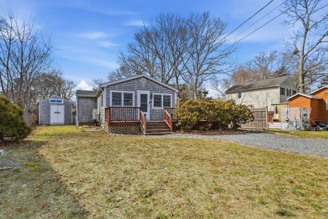 38 Agawam Lake Shore Drive Wareham MA 02571