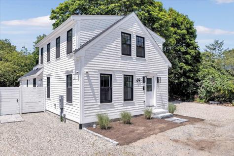 69 Pleasant Street Provincetown MA 02657