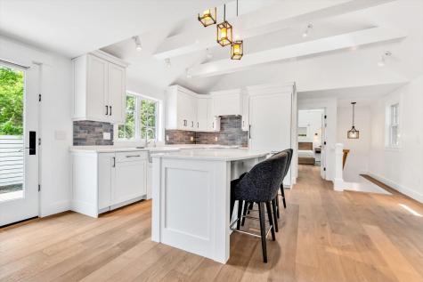 69 Pleasant Street Provincetown MA 02657