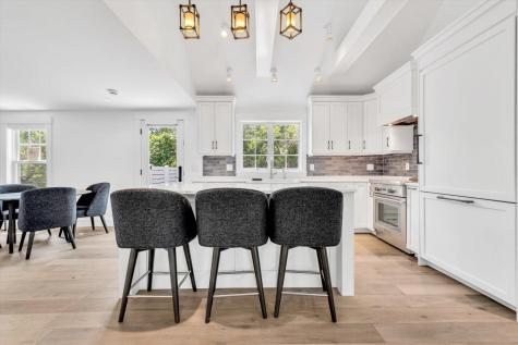 69 Pleasant Street Provincetown MA 02657