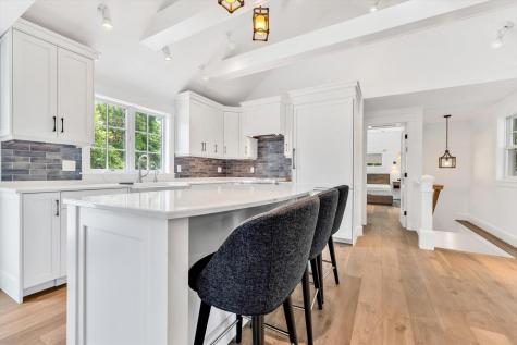 69 Pleasant Street Provincetown MA 02657